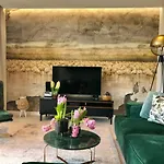Baltic Riviera - Garden Sanctuary Retreat *