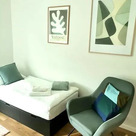 Apartment Baltic Riviera - Garden Sanctuary Retreat Danzig