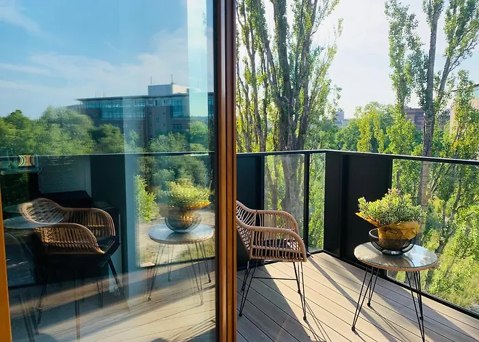 Baltic Riviera - Garden Sanctuary Retreat