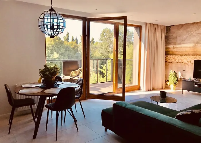 Baltic Riviera - Garden Sanctuary Retreat