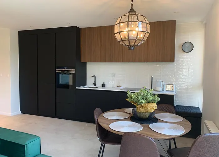 Baltic Riviera - Garden Sanctuary Retreat