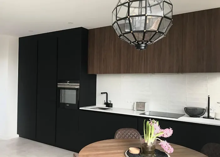 Baltic Riviera - Garden Sanctuary Retreat *