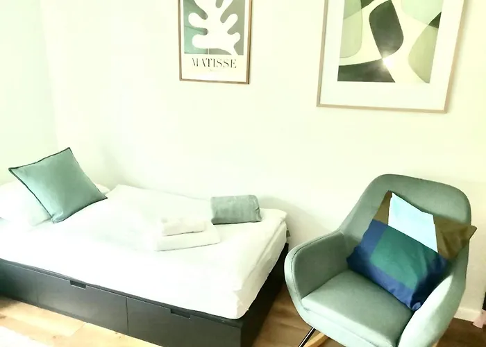 Baltic Riviera - Garden Sanctuary Retreat