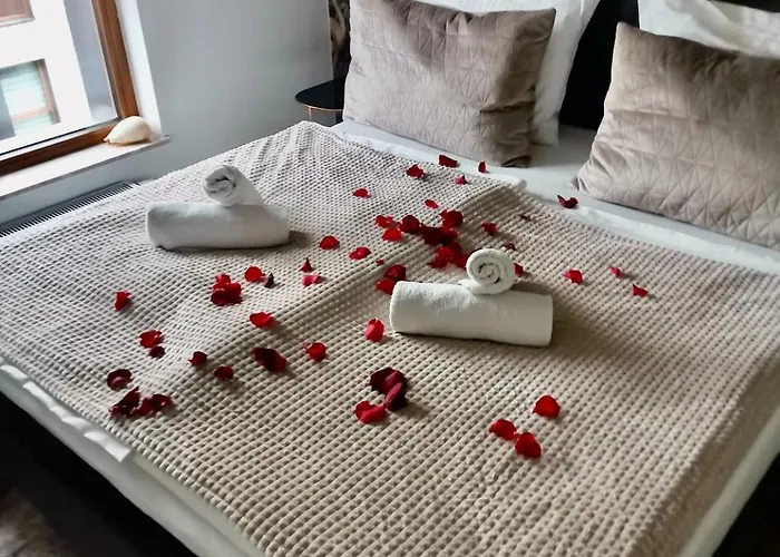 Baltic Riviera - Garden Sanctuary Retreat