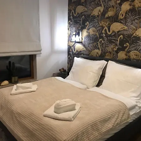 Baltic Riviera - Garden Sanctuary Retreat Lägenhet