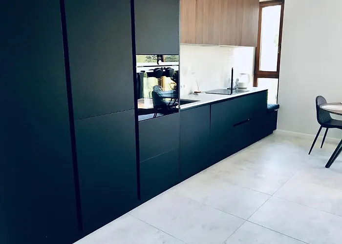 Апартаменты Baltic Riviera - Garden Sanctuary Retreat Гданьск