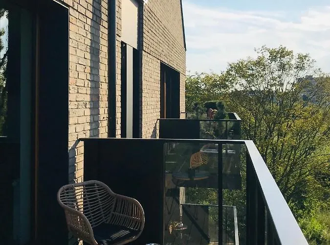 Апартаменты Baltic Riviera - Garden Sanctuary Retreat Гданьск