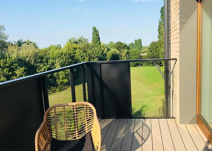 Baltic Riviera - Garden Sanctuary Retreat Апартаменты Гданьск