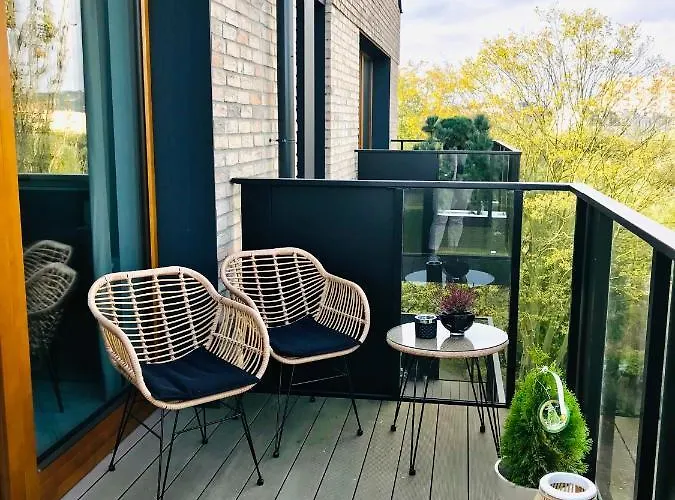 Апартаменты Baltic Riviera - Garden Sanctuary Retreat Гданьск
